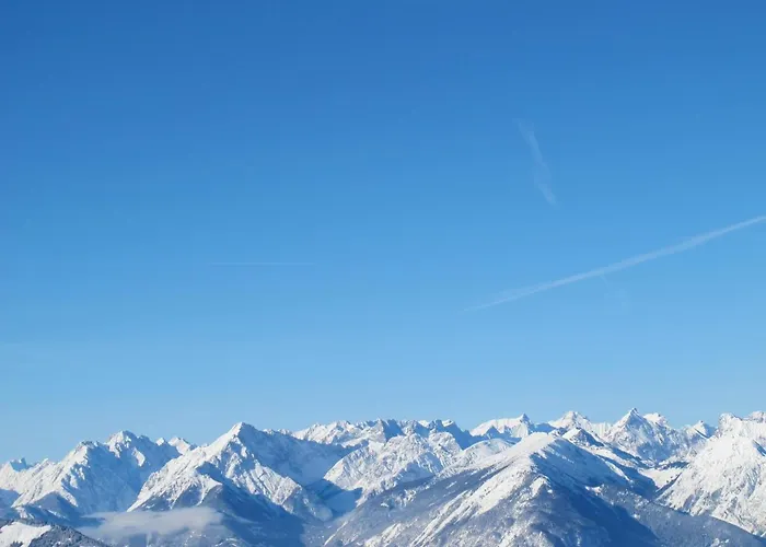莱特纳霍夫公寓 农家乐 *